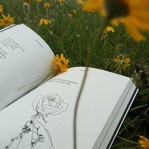 Meet your Posher, Kira